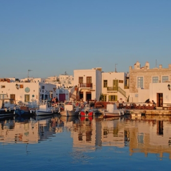 Naousa village.  Paros island. Cyclades. Greece. Europe. George Detsis. 06/2007.