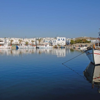 Naousa village.  Paros island. Cyclades. Greece. Europe. George Detsis. 06/2007.