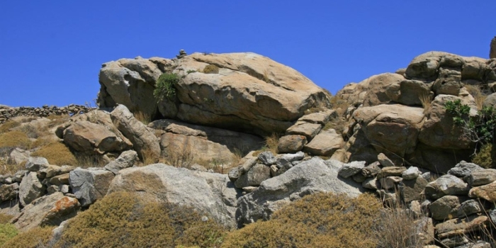 Mykonos - The granite rocks of Mykonos