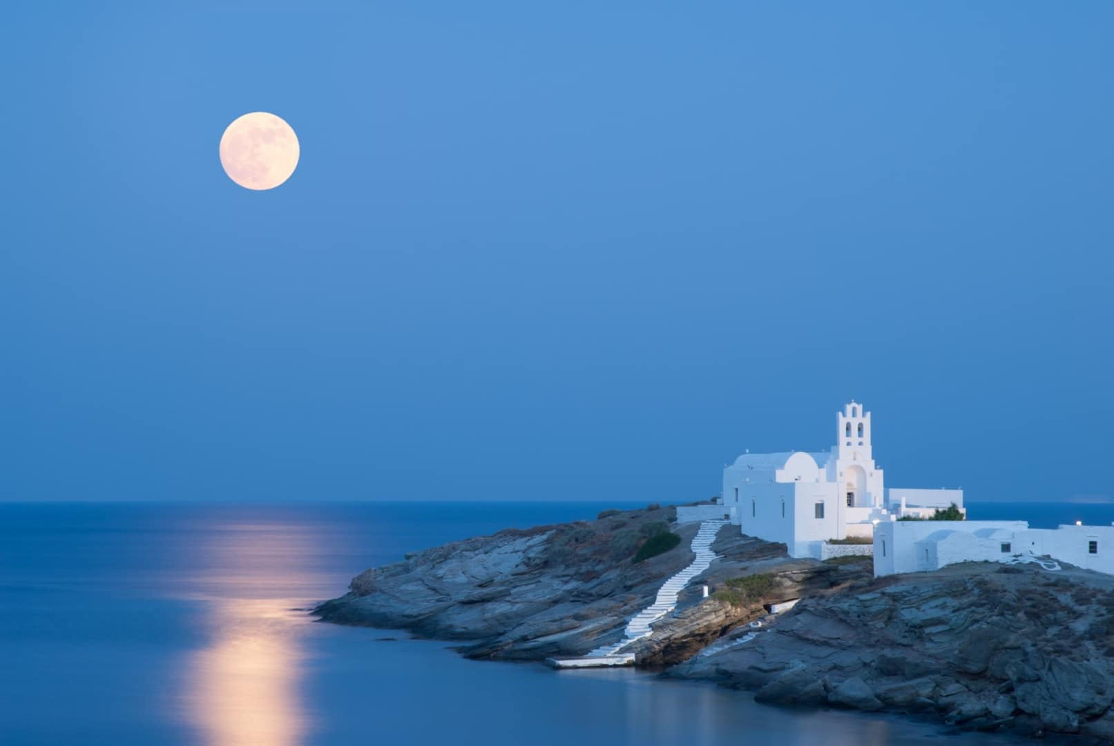 Church of Panagia Chryssopigi in Sifnos