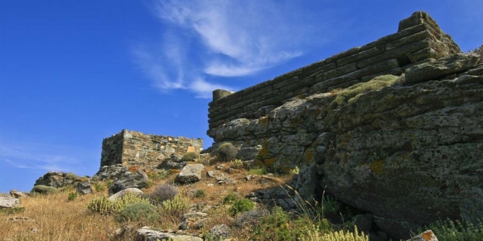 Serifos - The throne and the cave of the Cyclops