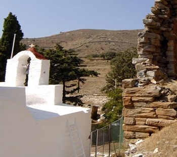 Aghia Marina church.. Kea island. Cyclades county. Greece. Europe. George Detsis. 09/2005.